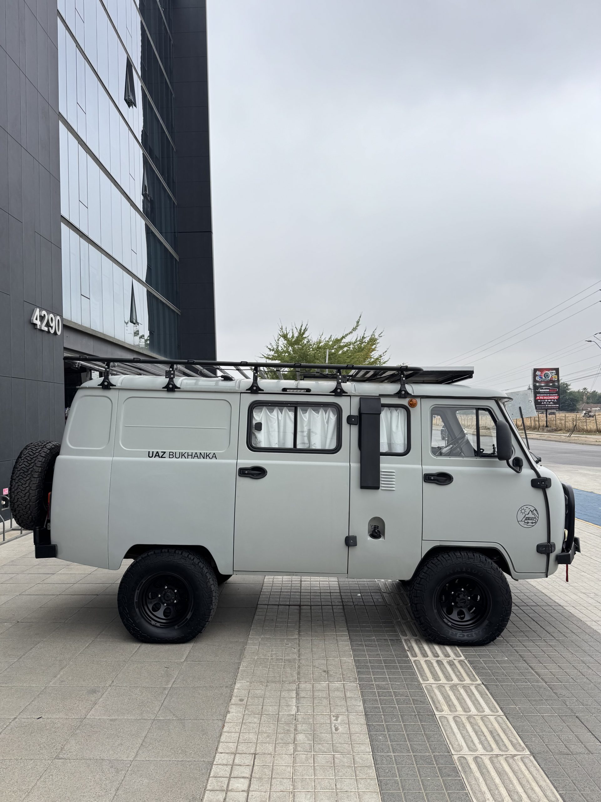 UAZ Bakhanka 4x4