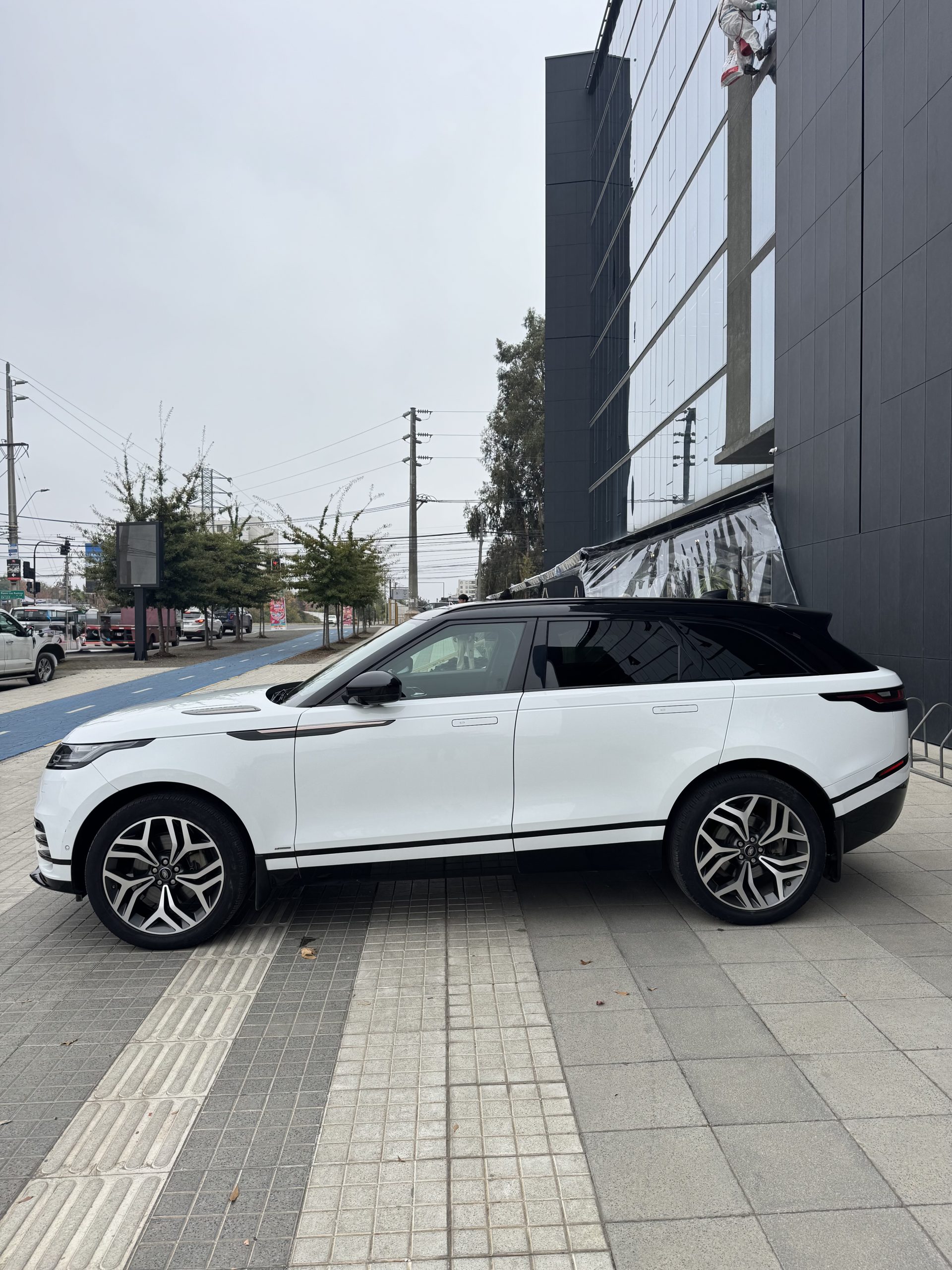 Land Rover Range Rover Velar R-Dynamic P380