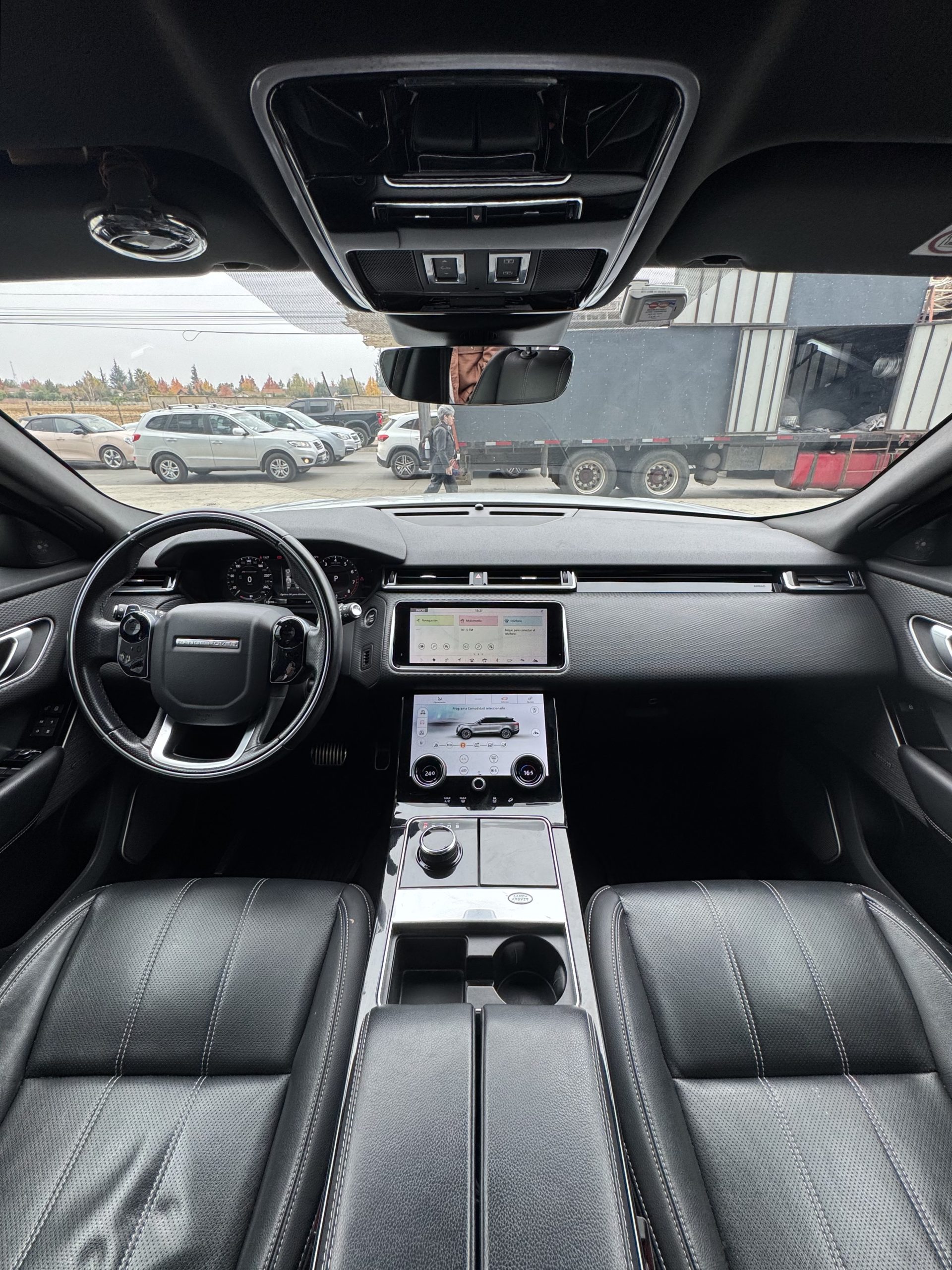 Land Rover Range Rover Velar R-Dynamic P380