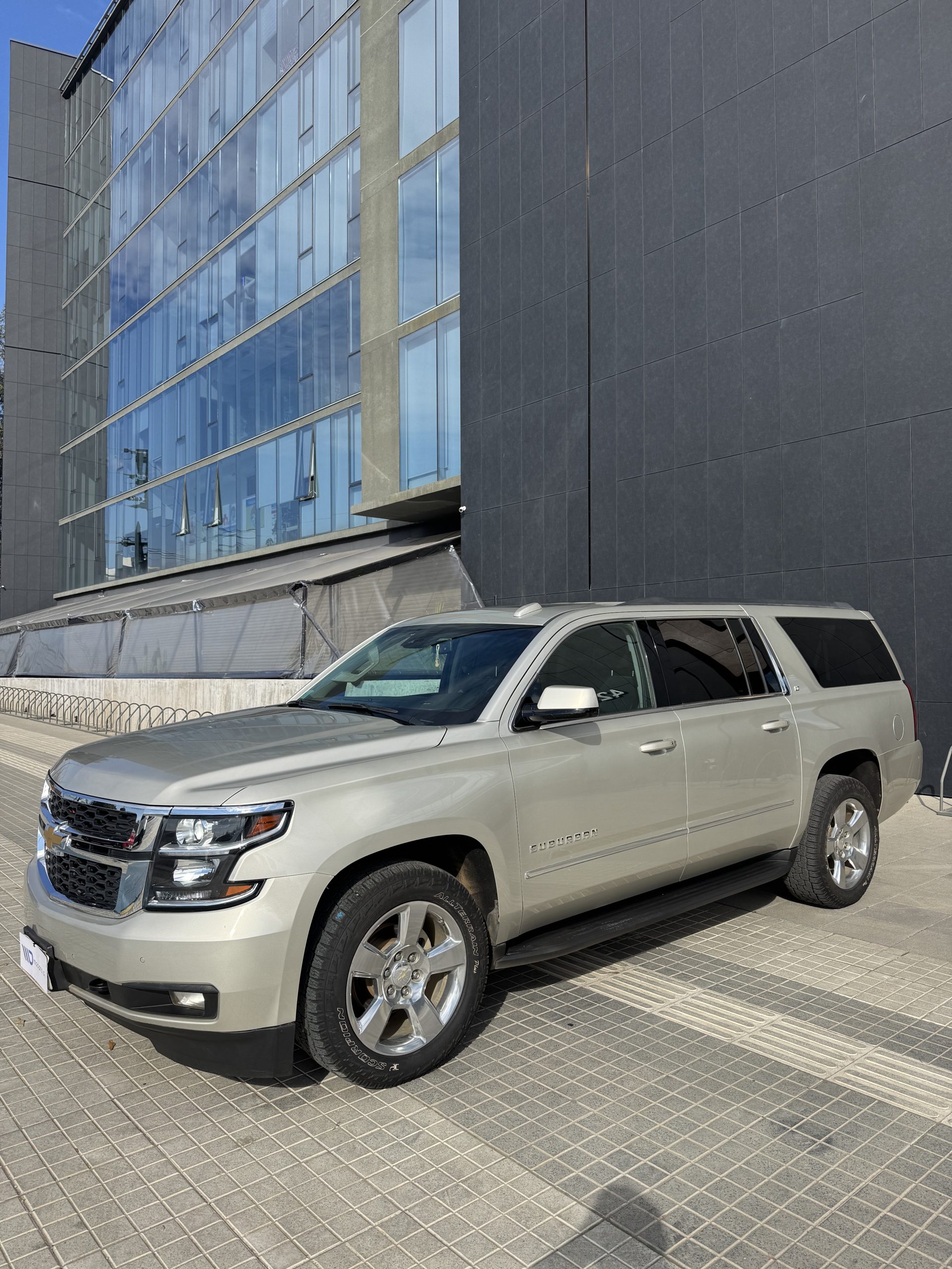 Chevrolet Suburban 4X4