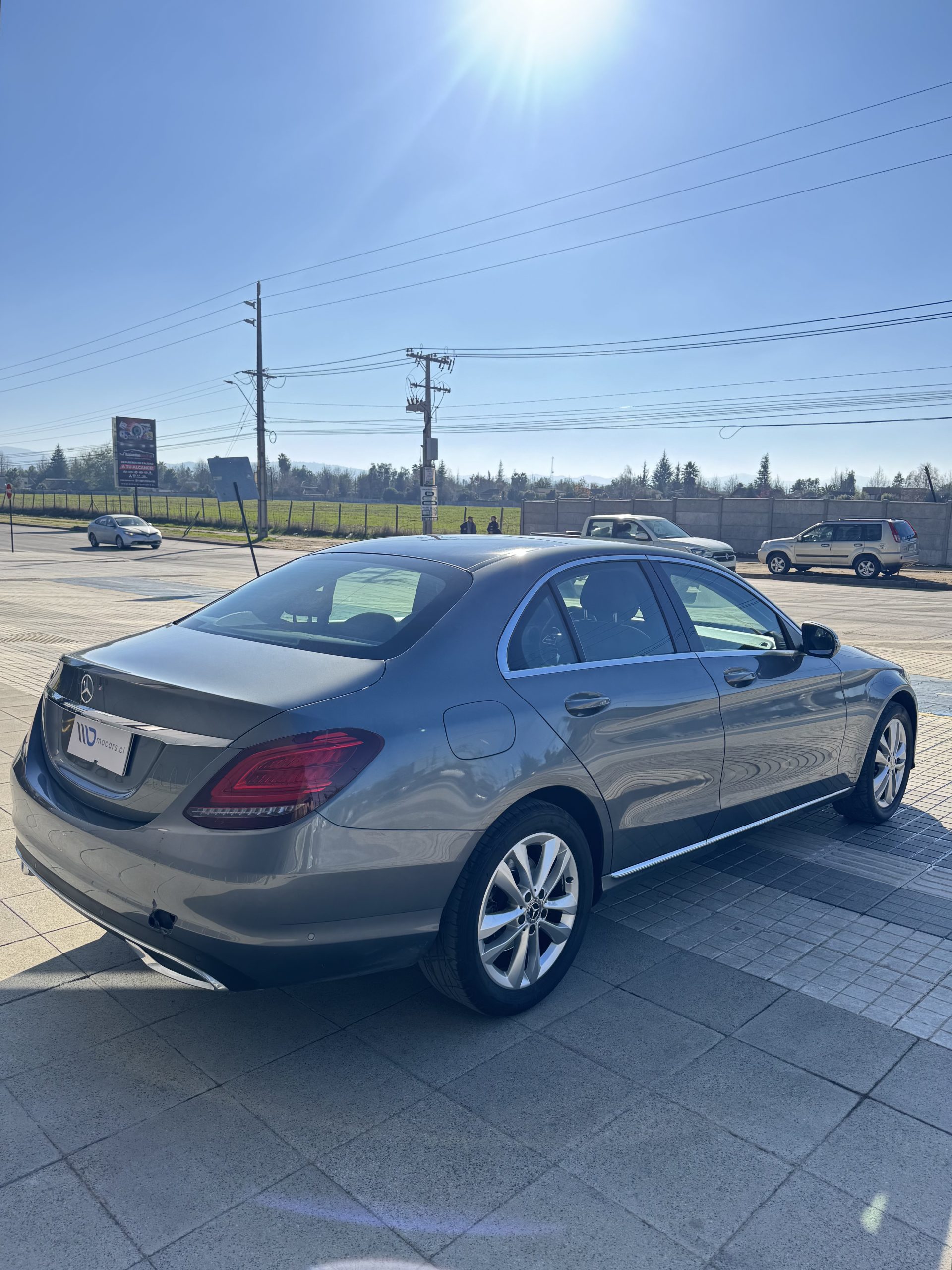Mercedes Benz C180