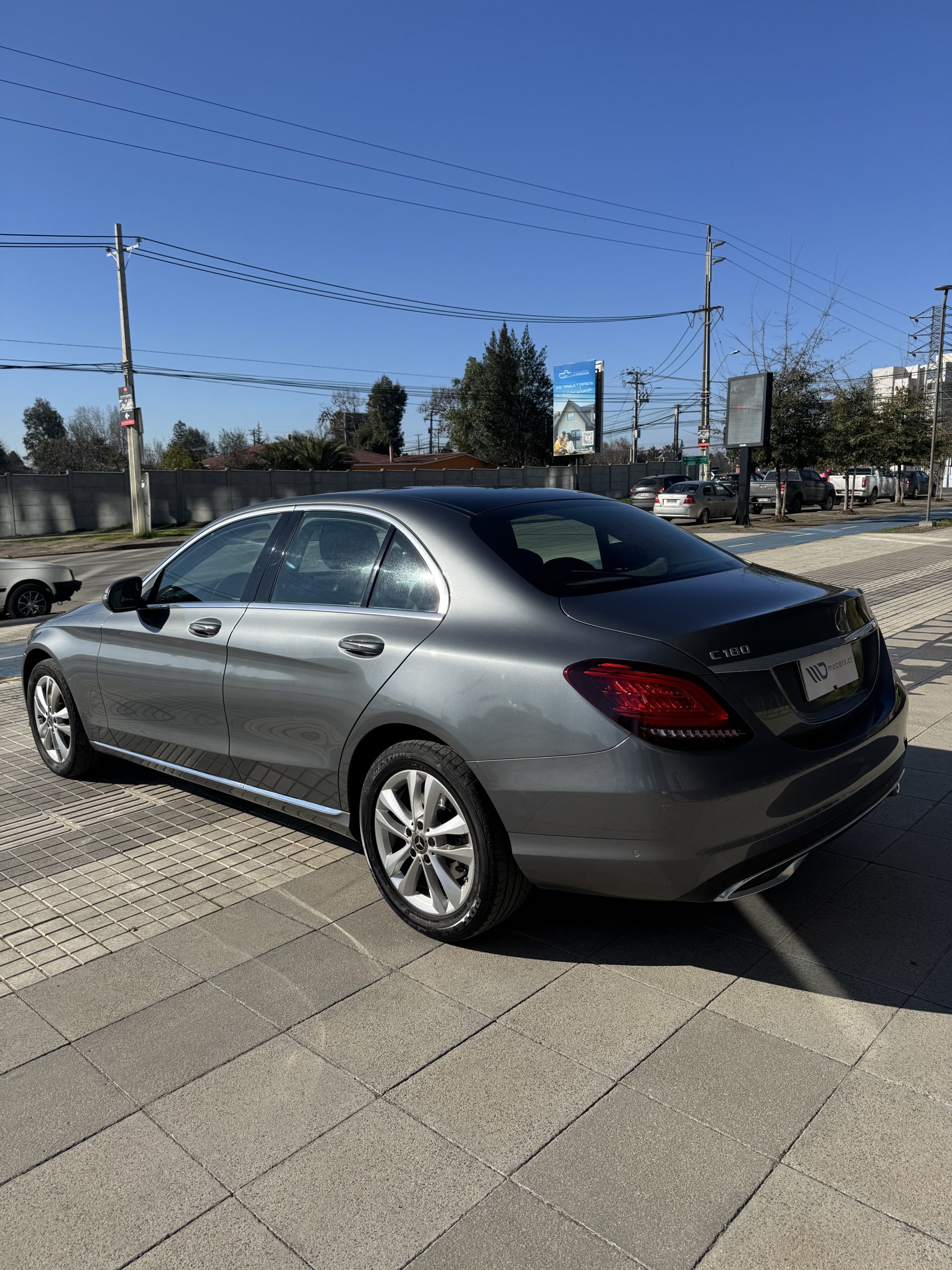 Mercedes Benz C180