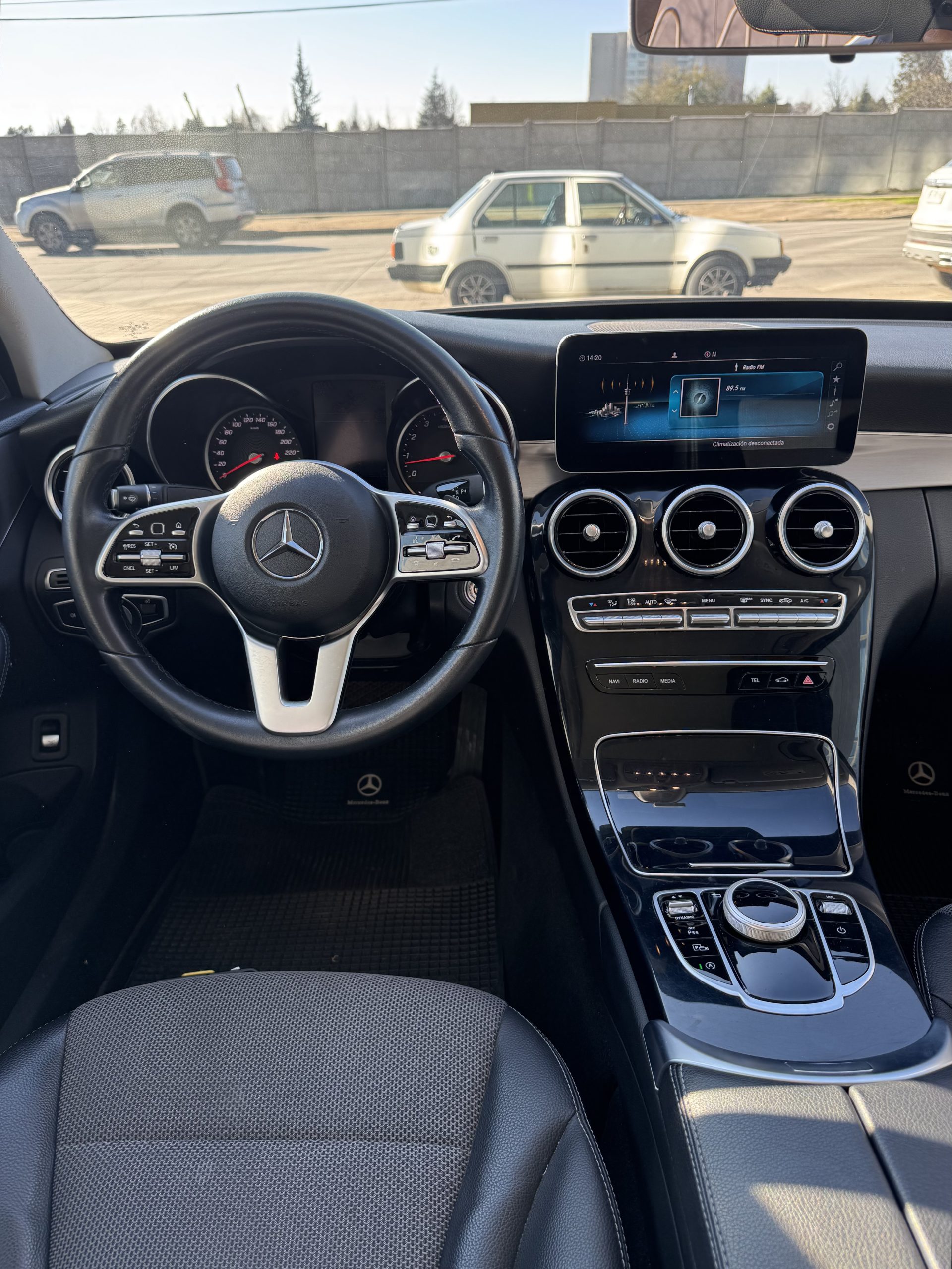 Mercedes Benz C180
