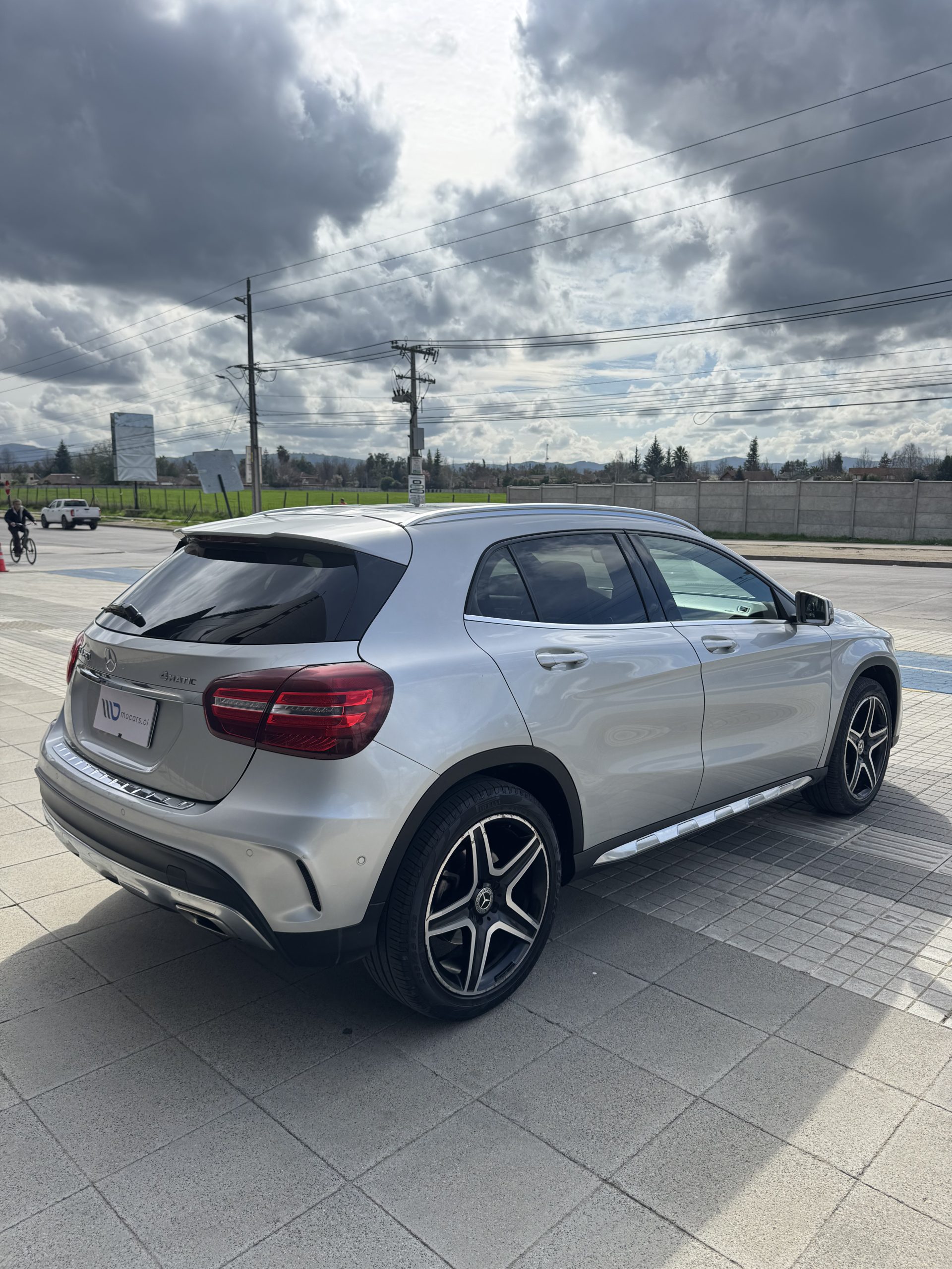 Mercedes Benz GLA 250
