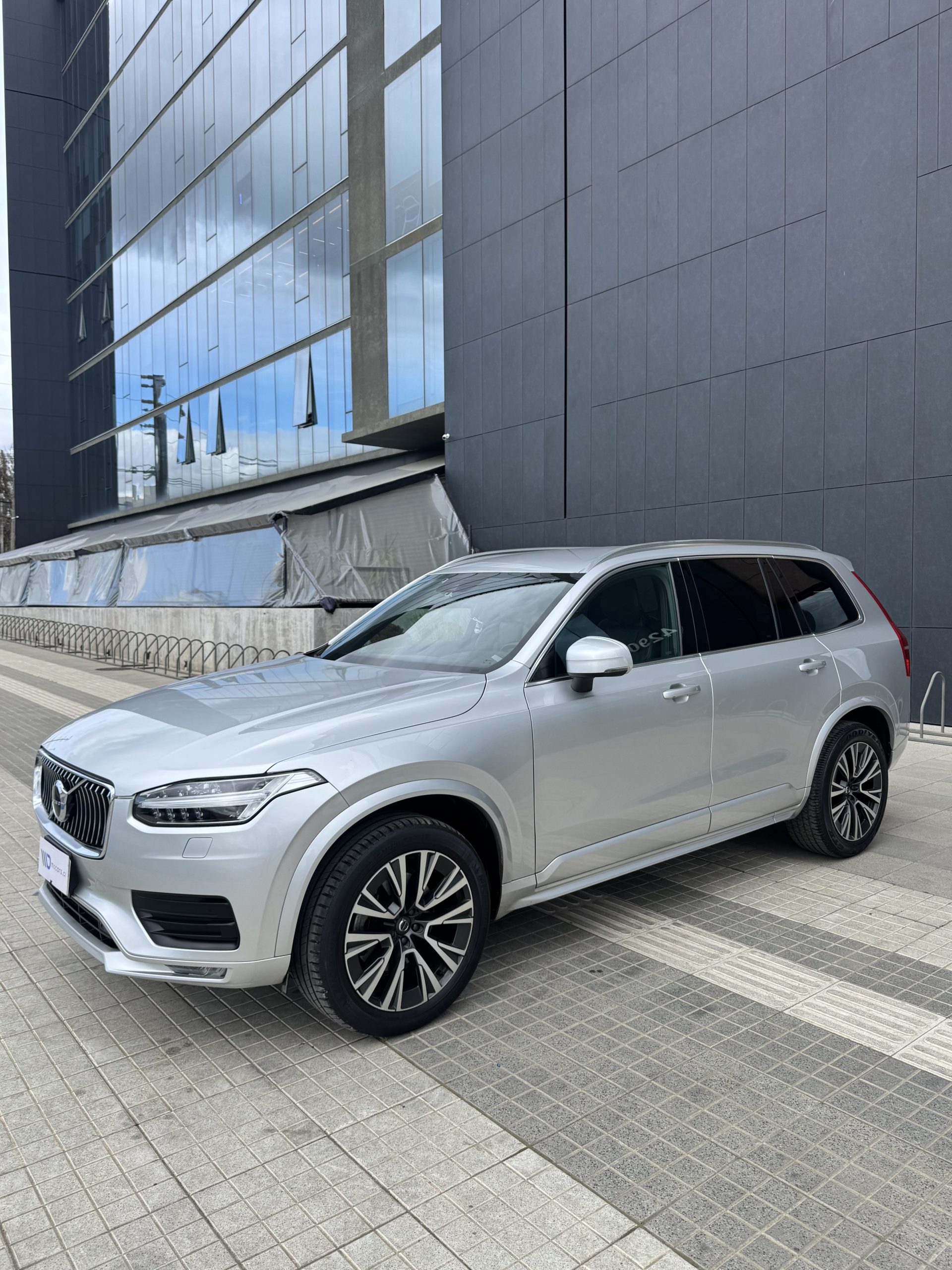Volvo XC90 T5 AWD Momentum