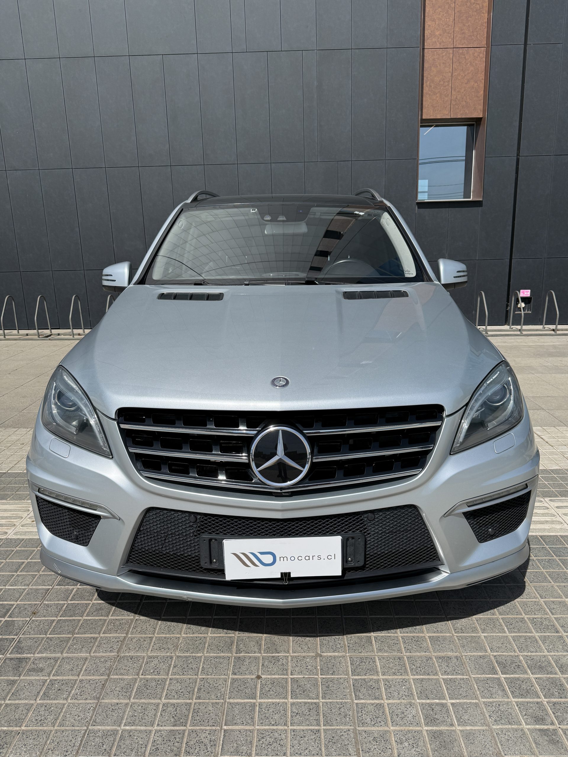 Mercedes benz ML63 AMG