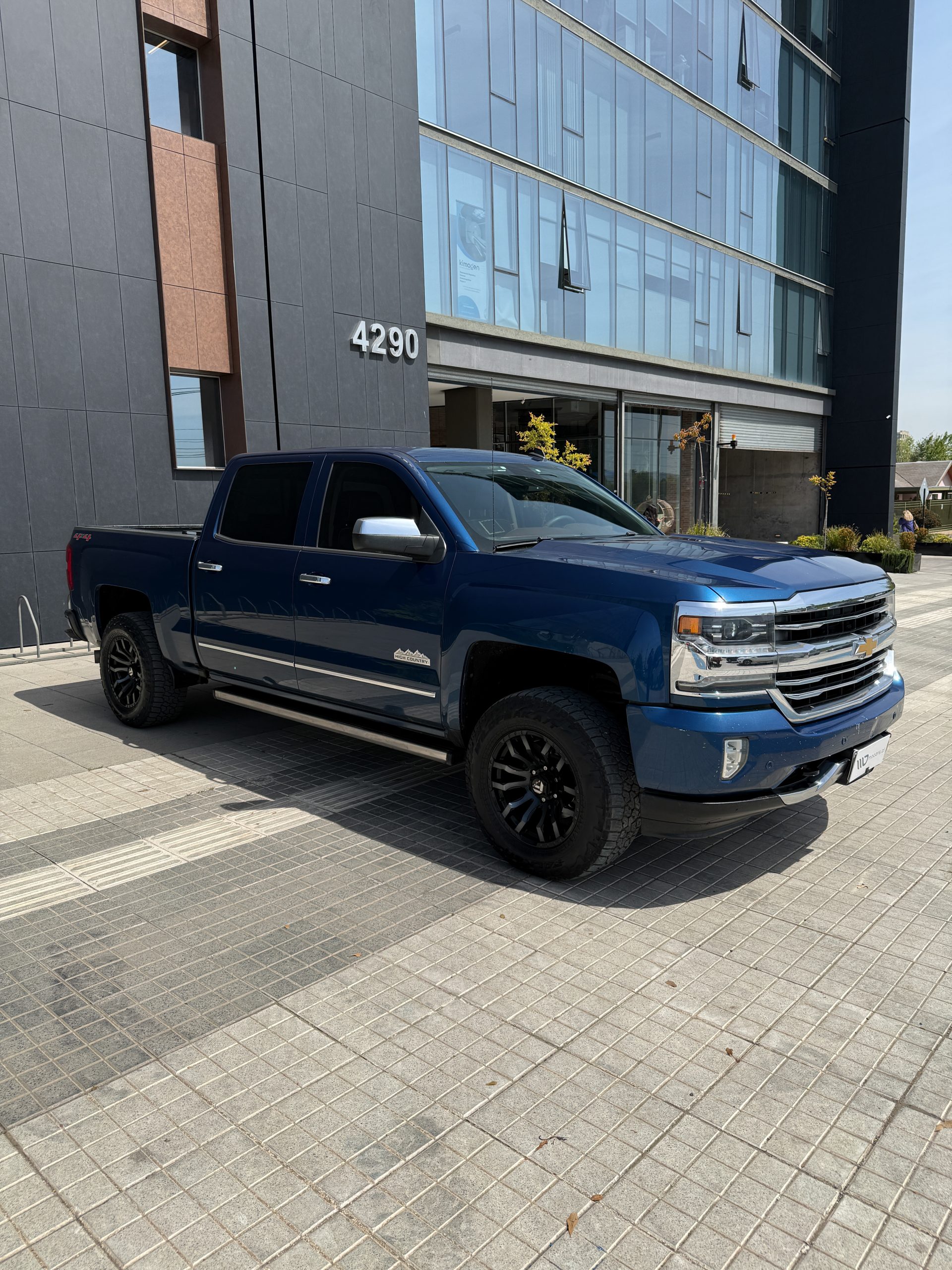 Chevrolet Silverado LTZ High Country