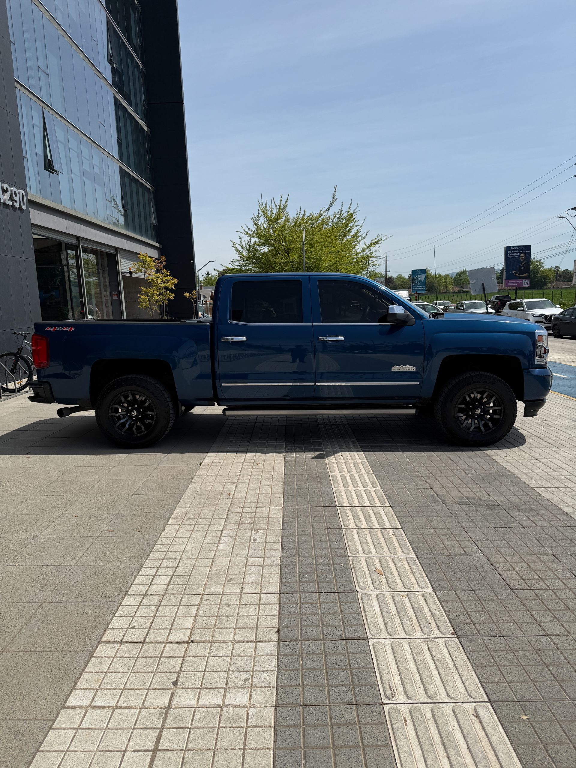 Chevrolet Silverado LTZ High Country