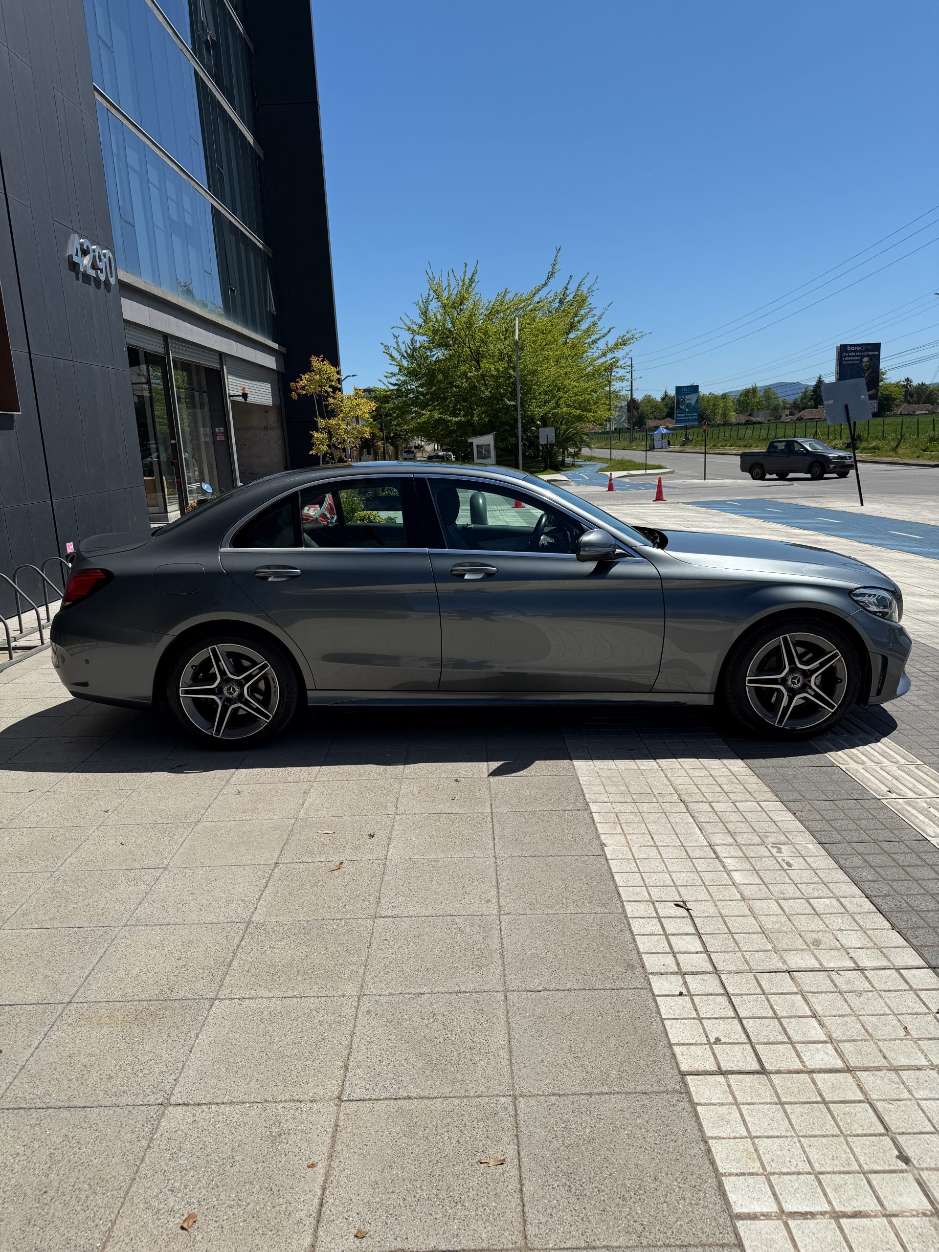 Mercedes Benz C220D AMG