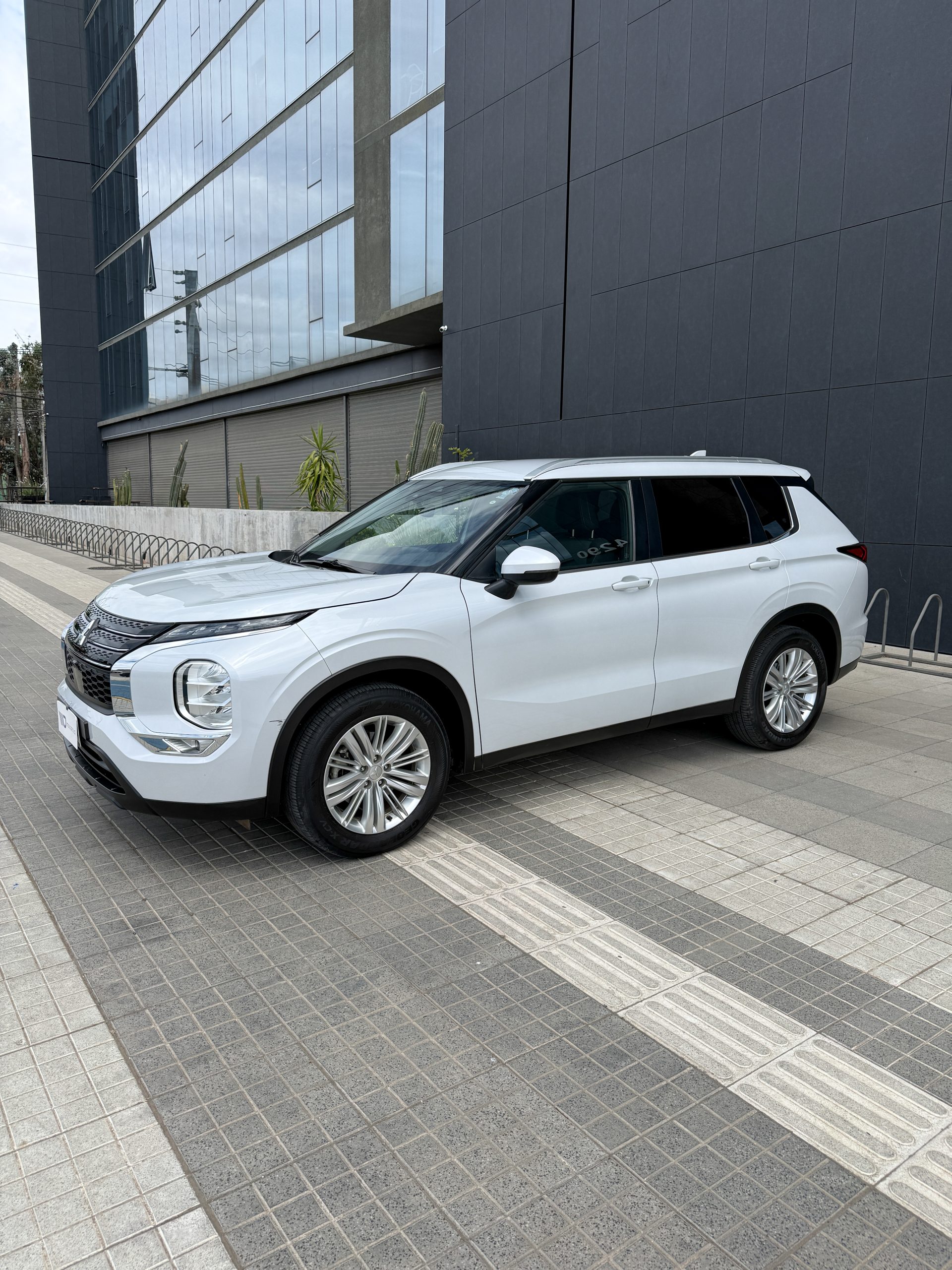 Mitsubishi New Outlander GL