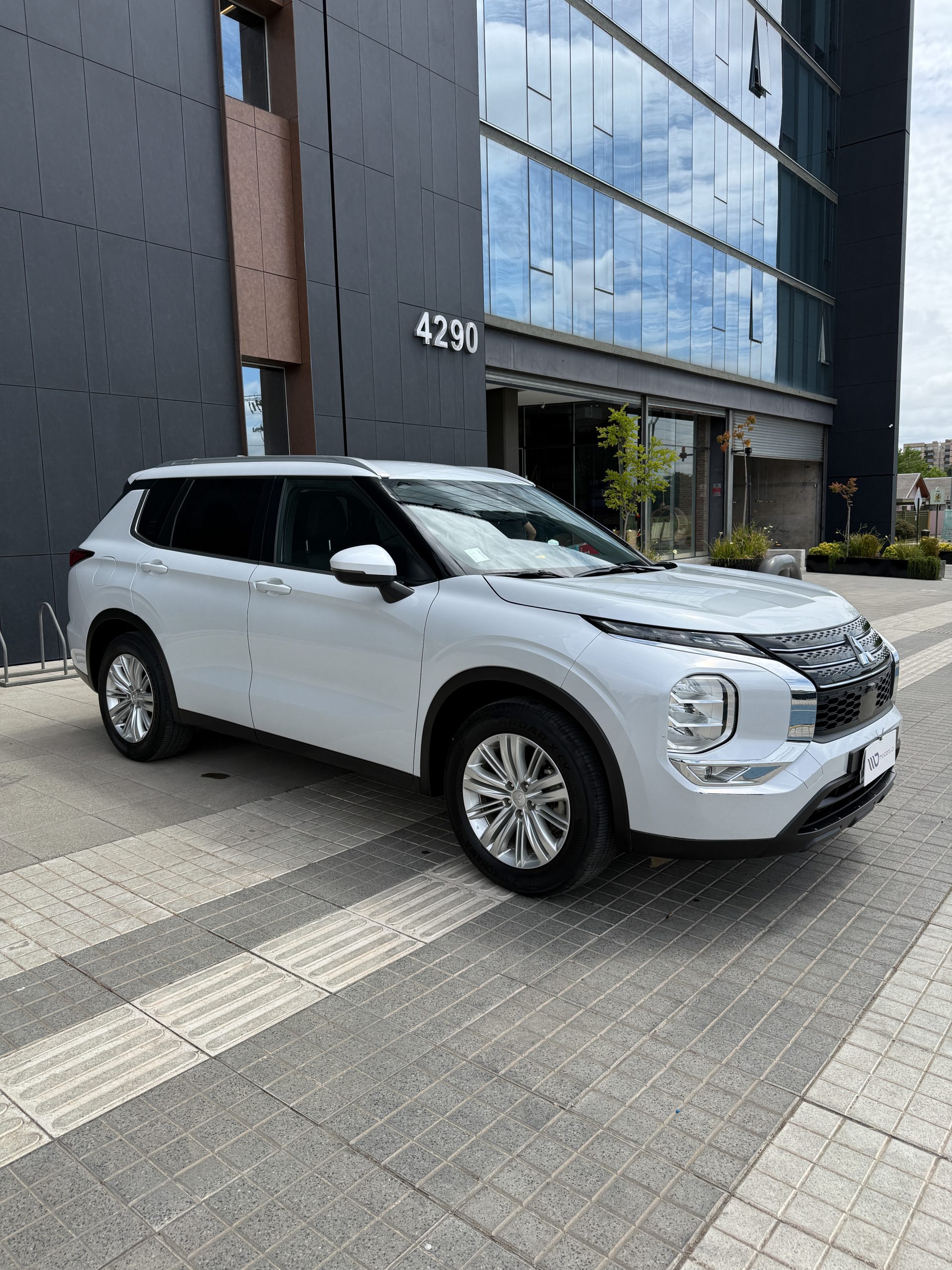 Mitsubishi New Outlander GL