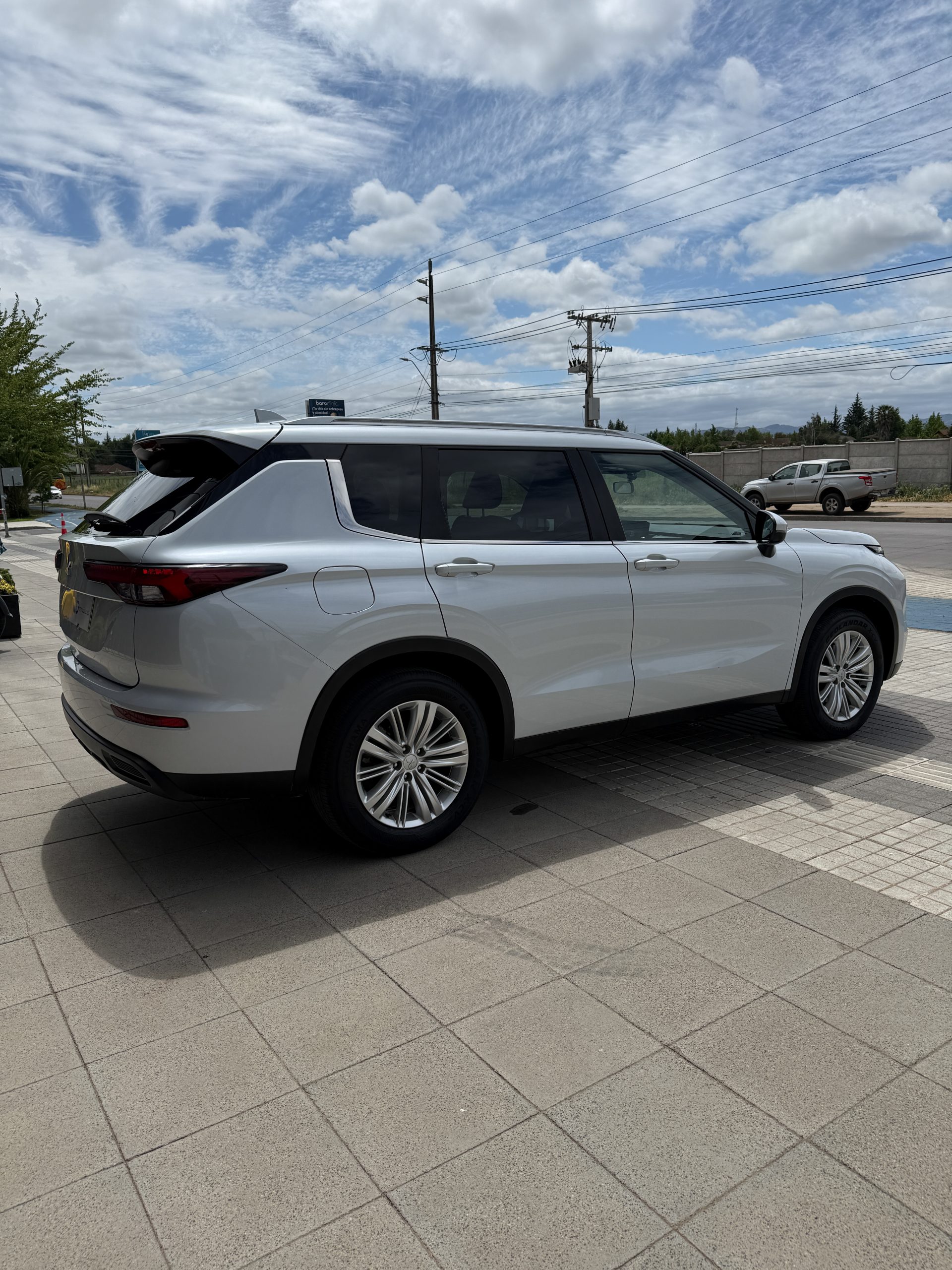 Mitsubishi New Outlander GL