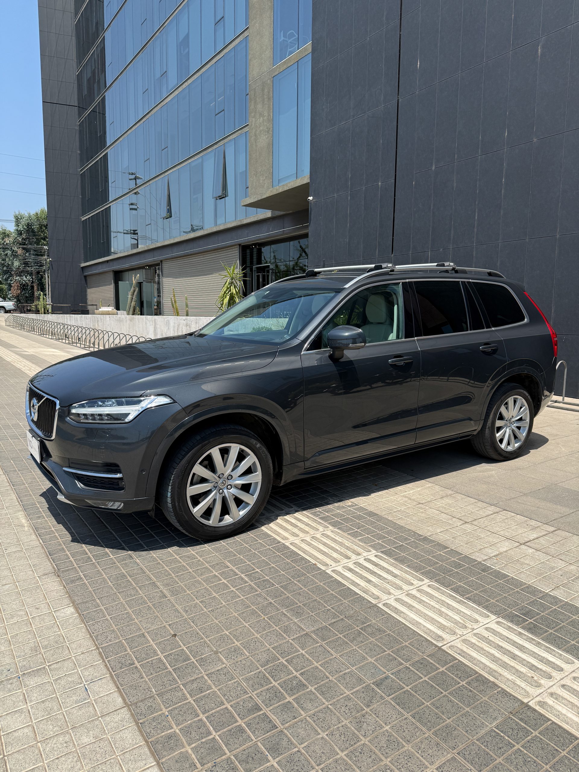 Volvo XC90 T5 Momentum