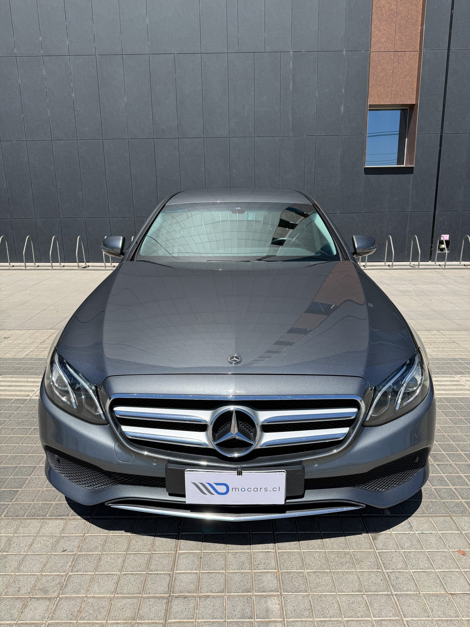 Mercedes Benz E220