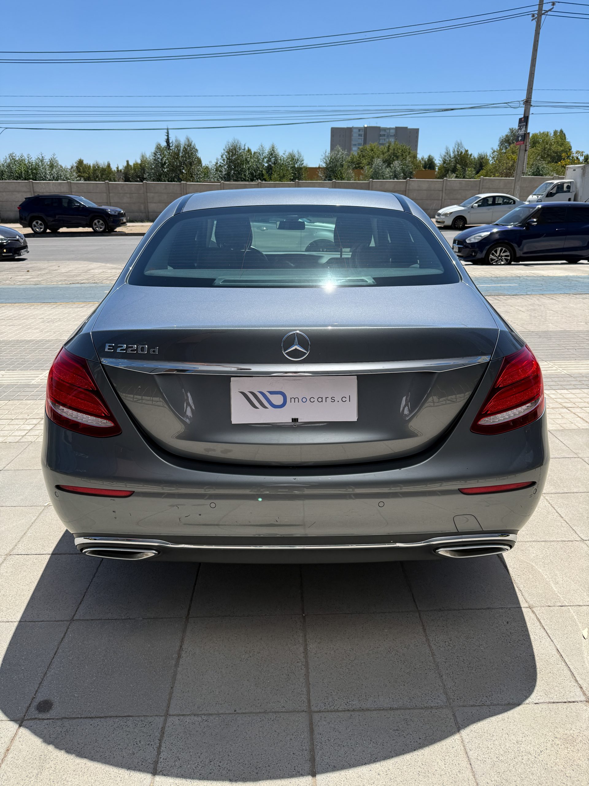 Mercedes Benz E220