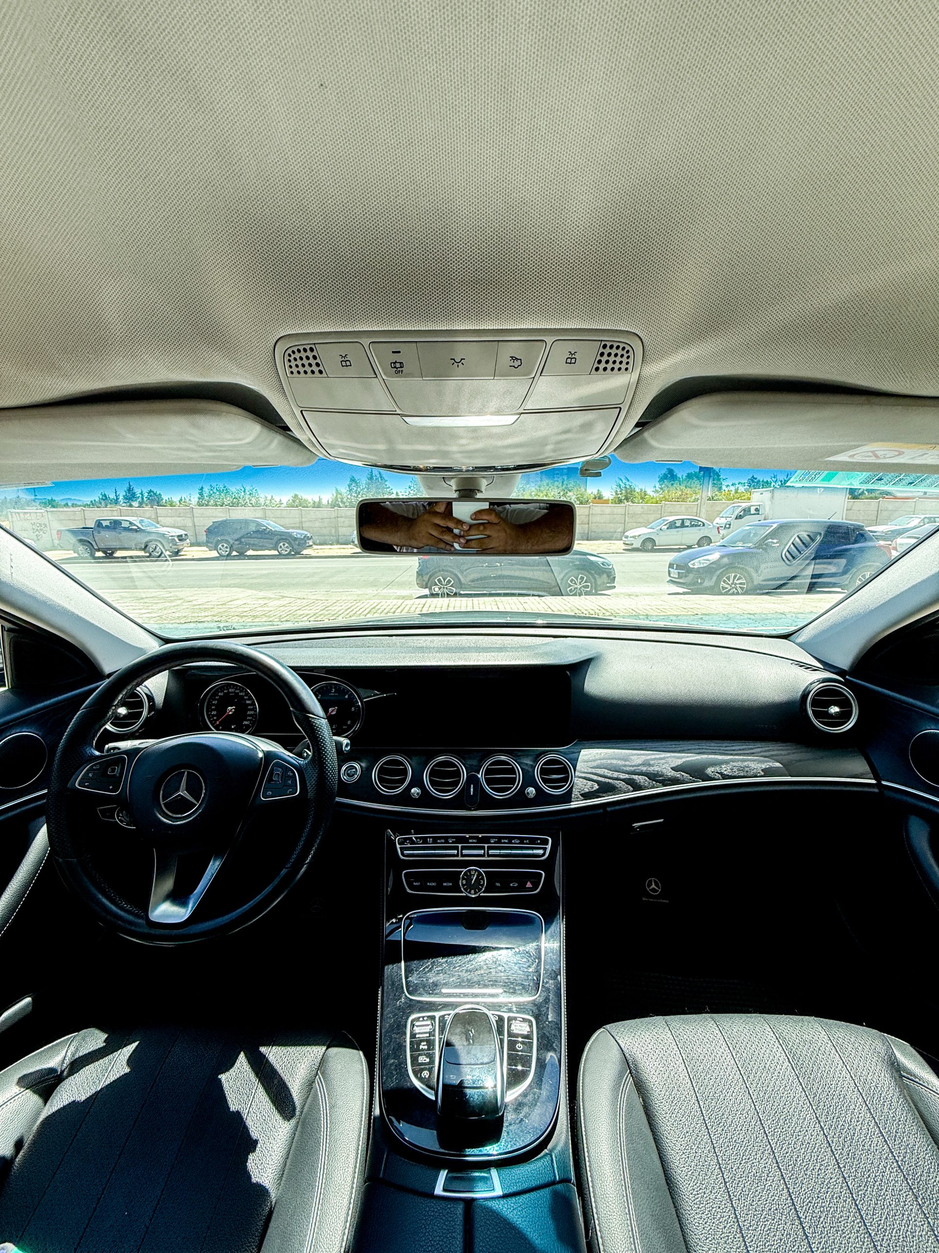 Mercedes Benz E220
