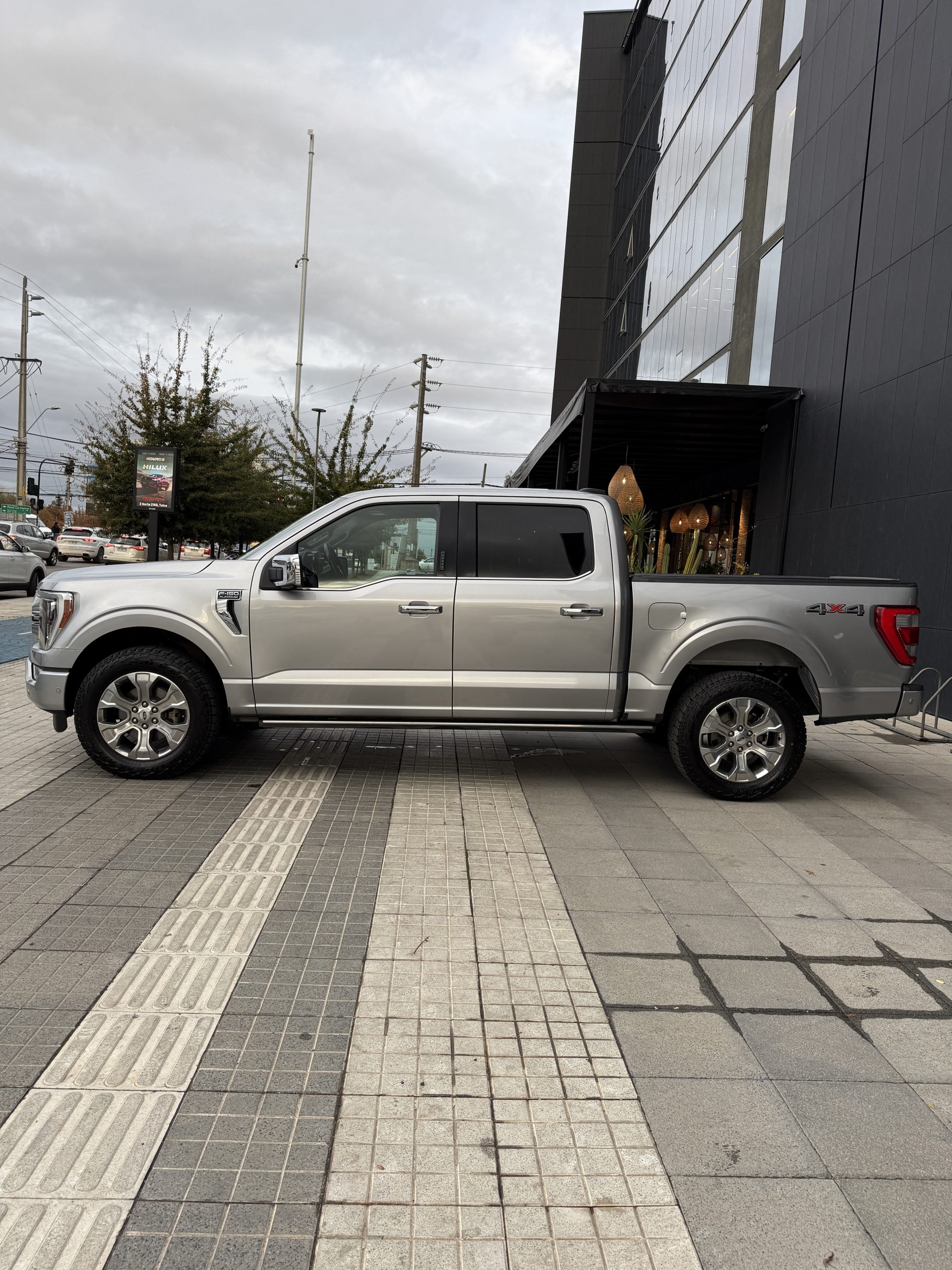 Ford F-150 Platinum