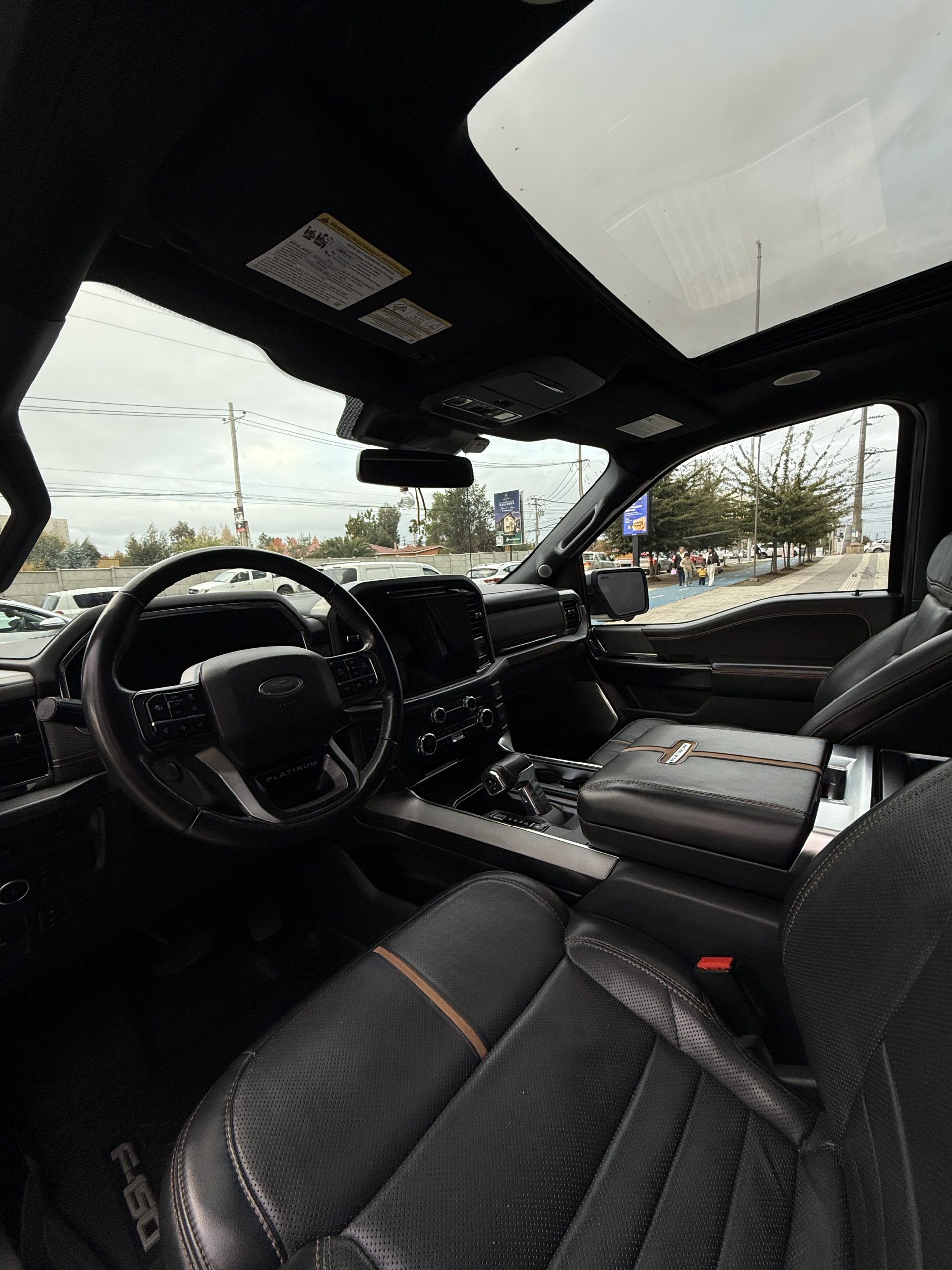 Ford F-150 Platinum
