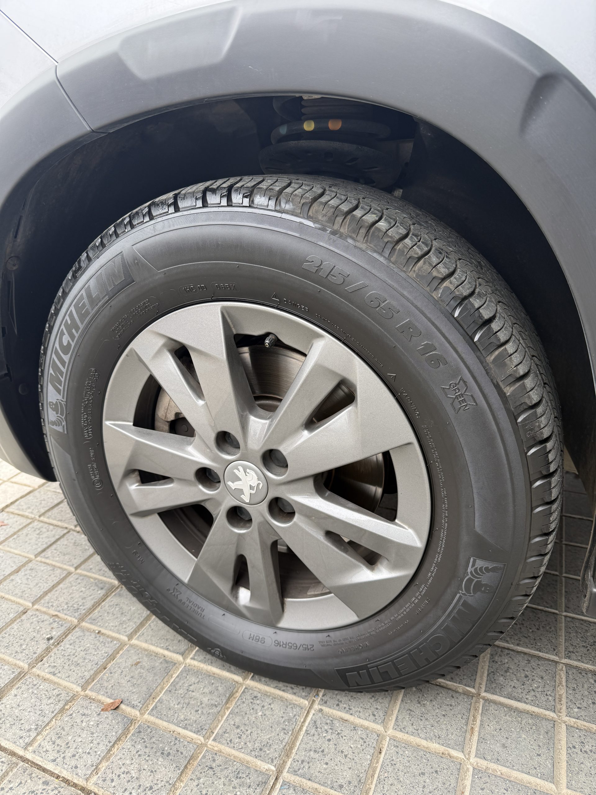 Peugeot Rifter Blue HDI Allure