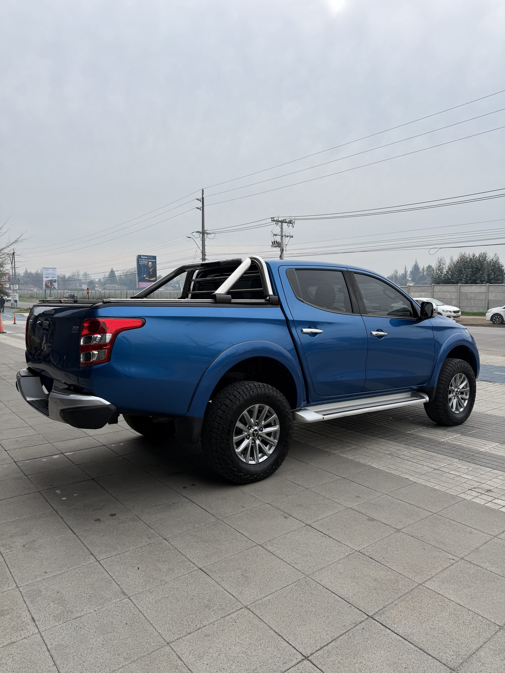 Mitsubishi L200 Dakar 4x4