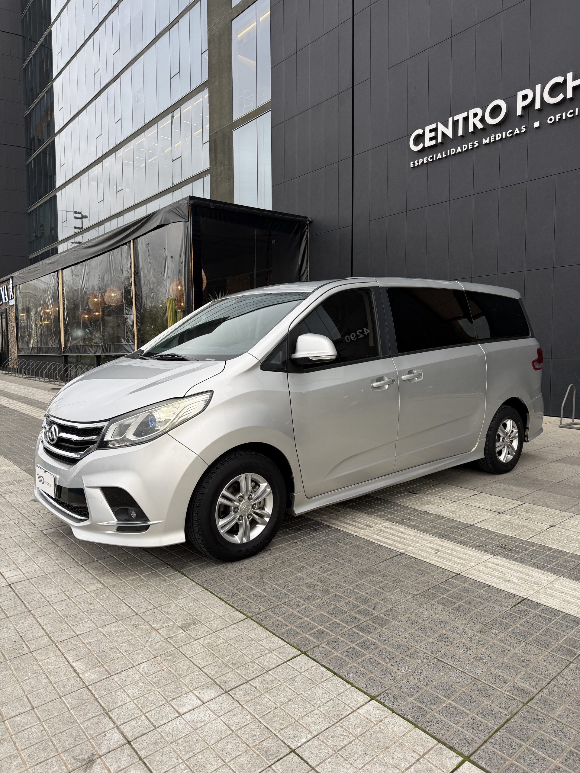 Maxus G10