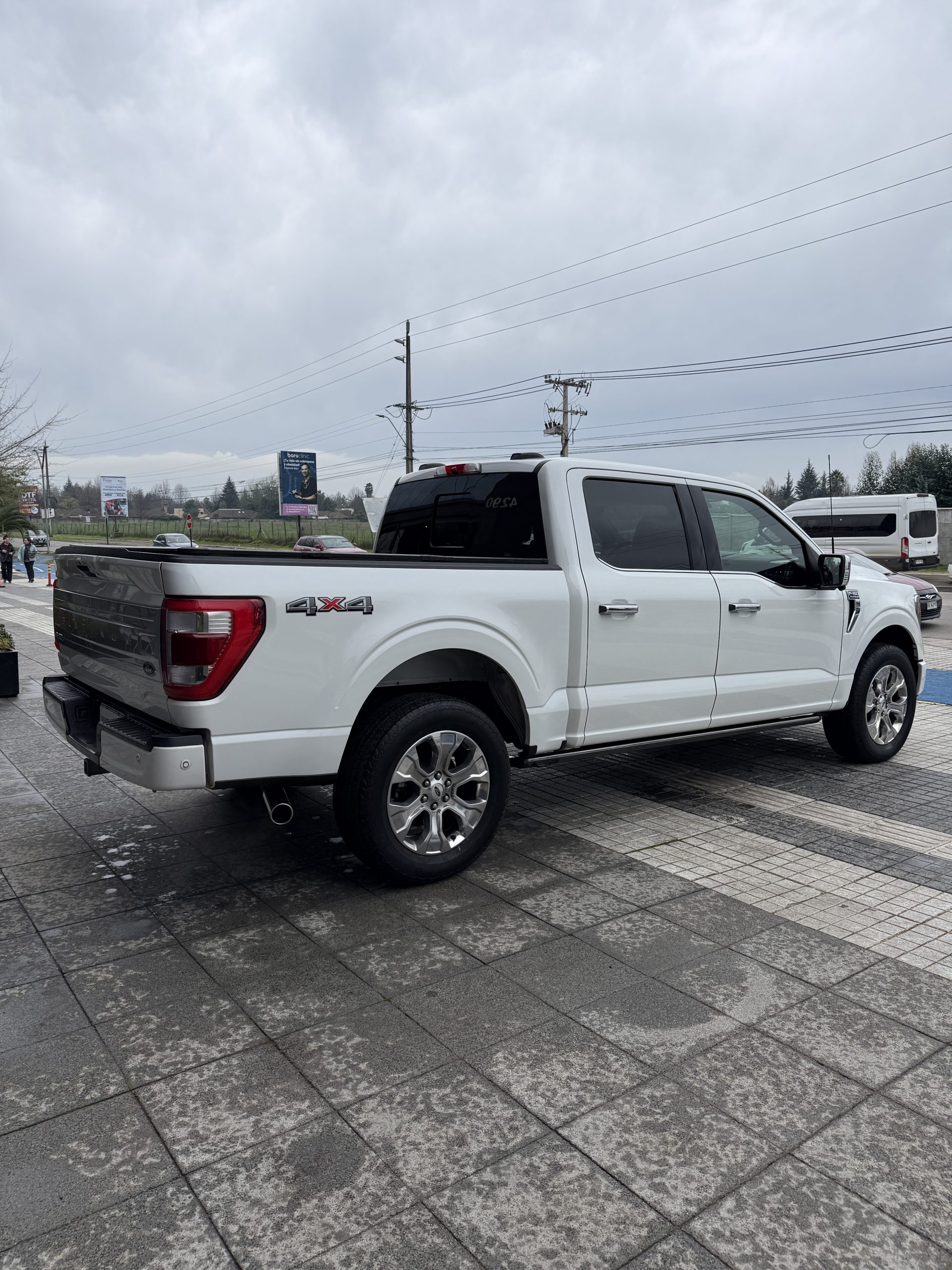 Ford F-150 Platinum
